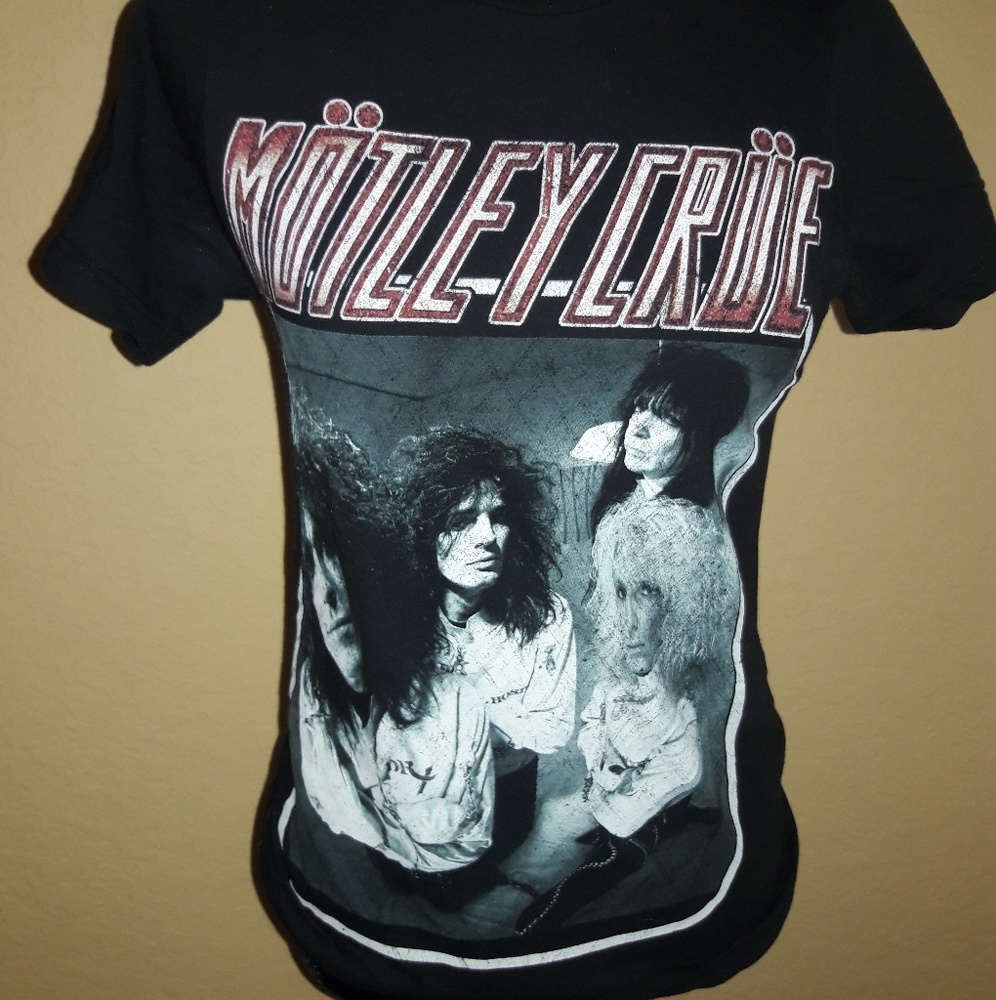 Motley Crue Band Tee Shirt- used